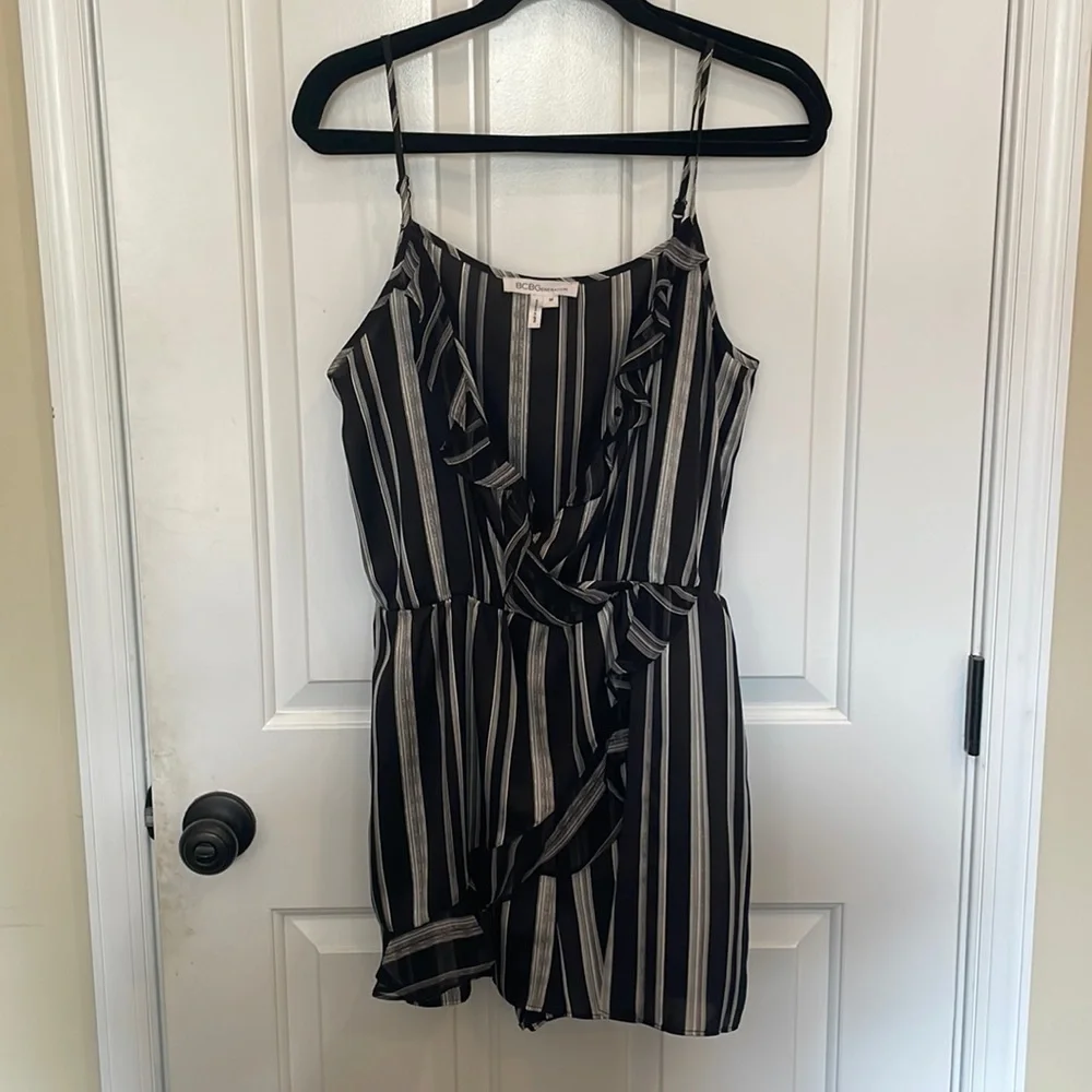 BCBGeneration Romper - Picture 1 of 2